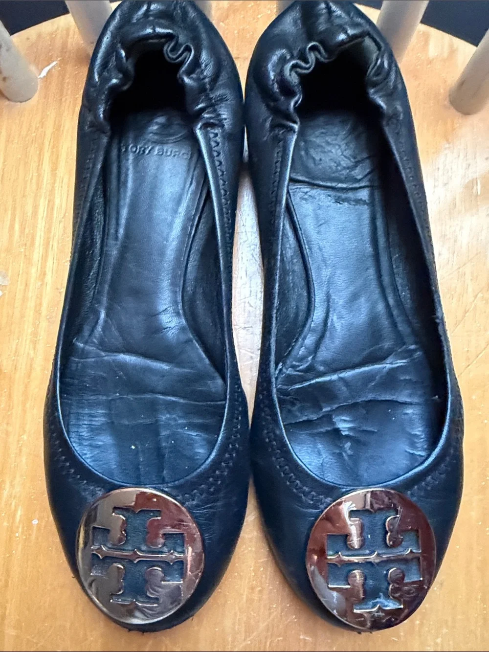 Tory Burch Reva Ballet Flats — Black Leather, Gold Logo — Size 7.5